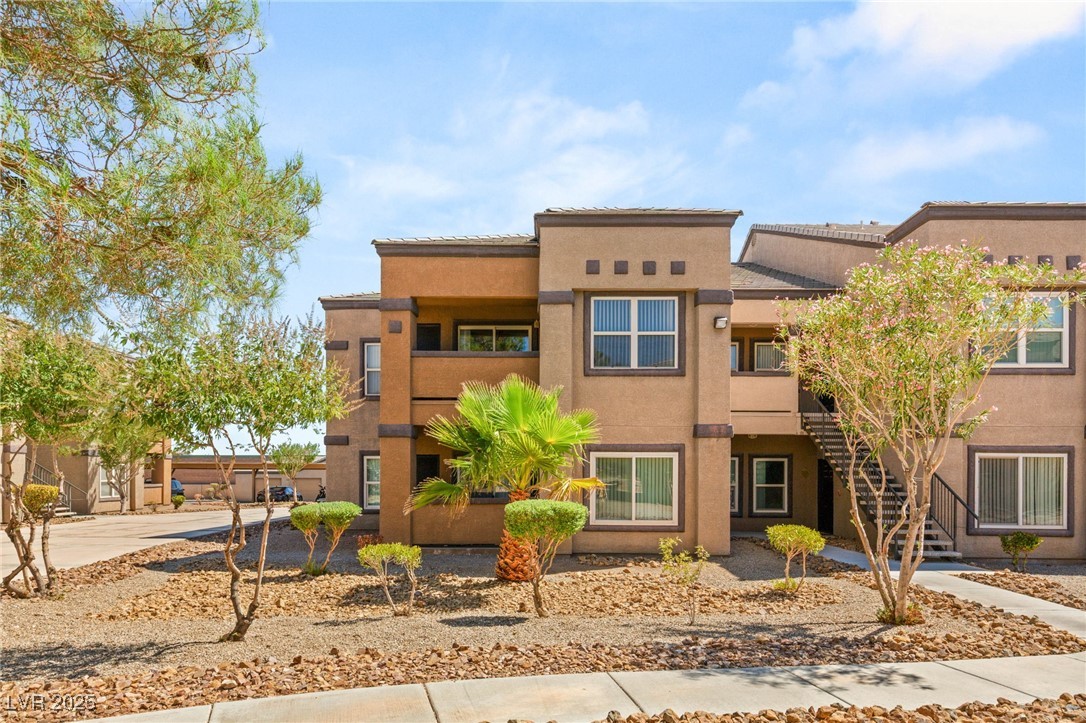 Las Vegas, Nevada 89118, United States, 2 Bedrooms Bedrooms, ,2 BathroomsBathrooms,Residential,Pending,208741