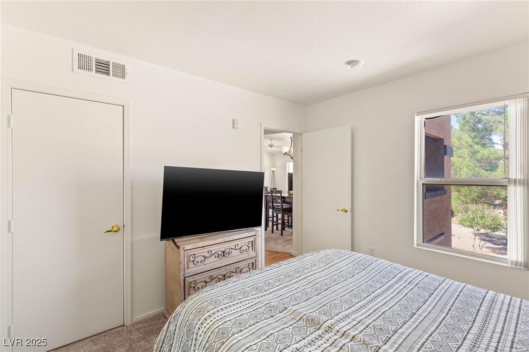 Las Vegas, Nevada 89118, United States, 2 Bedrooms Bedrooms, ,2 BathroomsBathrooms,Residential,Pending,208741