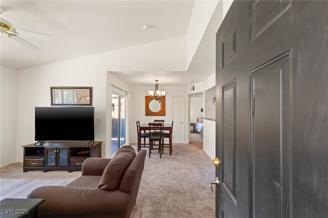 Las Vegas, Nevada 89118, United States, 2 Bedrooms Bedrooms, ,2 BathroomsBathrooms,Residential,Pending,208741