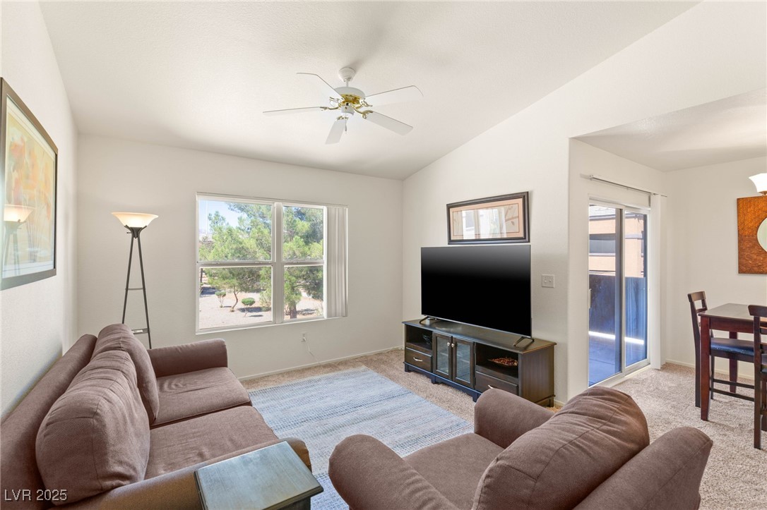 Las Vegas, Nevada 89118, United States, 2 Bedrooms Bedrooms, ,2 BathroomsBathrooms,Residential,Pending,208741