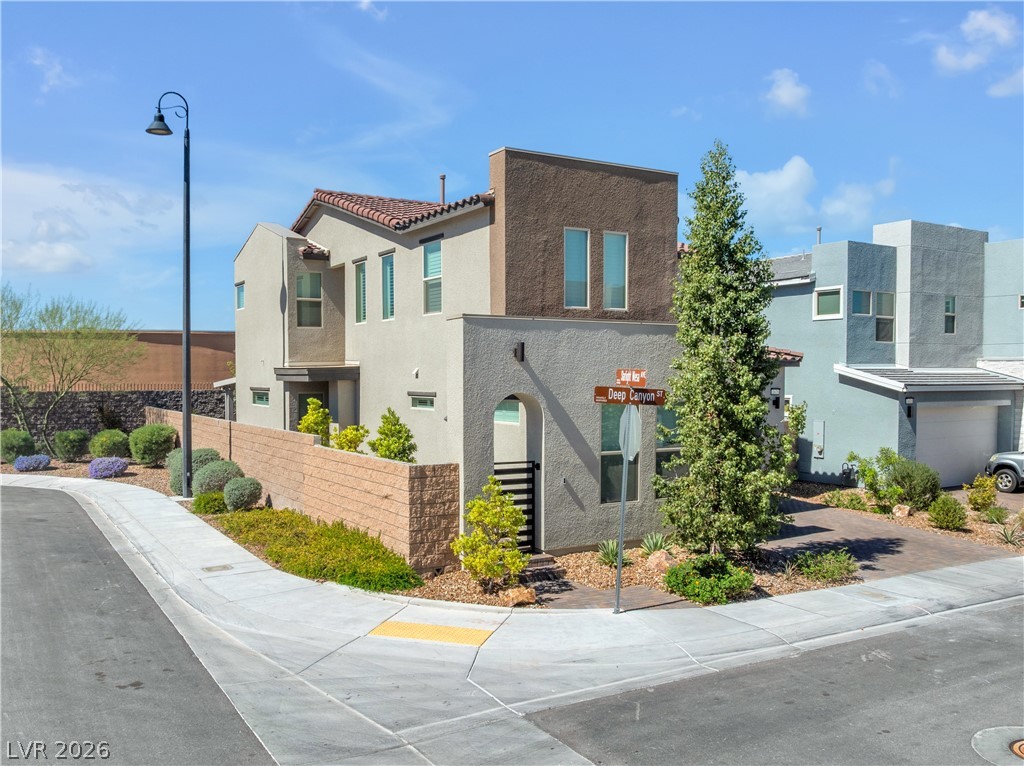 2675 Deep Canyon Street