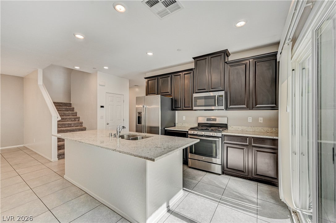 2455 Sunflower Days Avenue 1056