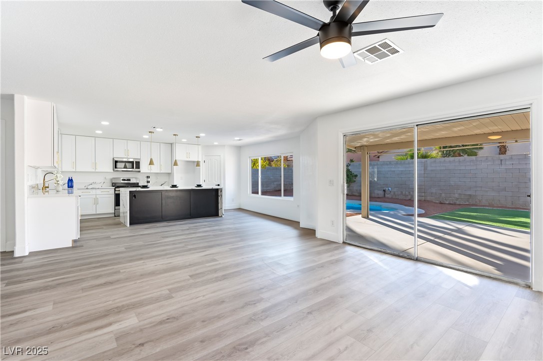 9541 Summersweet Court, Las Vegas, Nevada image 17