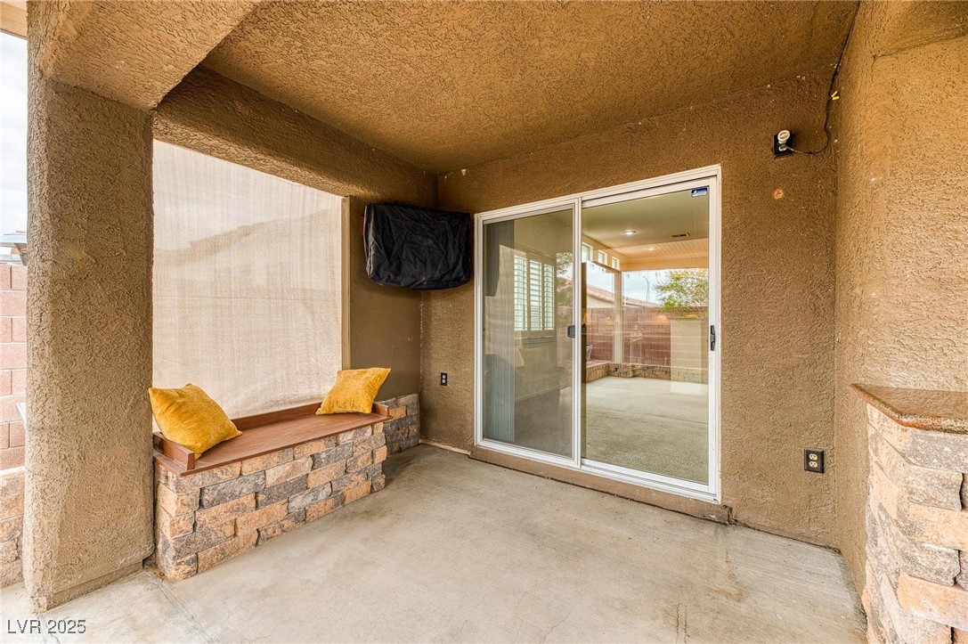 North Las Vegas, Nevada 89081, United States, 3 Bedrooms Bedrooms, ,2 BathroomsBathrooms,Residential,Active,230023