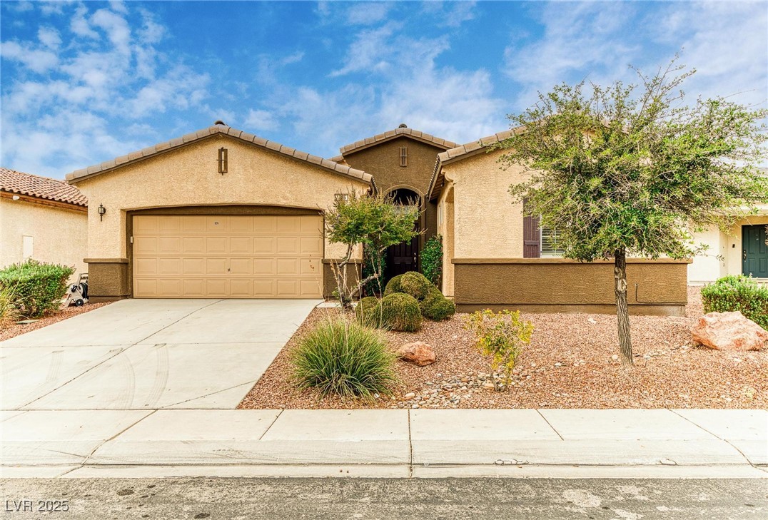 North Las Vegas, Nevada 89081, United States, 3 Bedrooms Bedrooms, ,2 BathroomsBathrooms,Residential,Active,230023