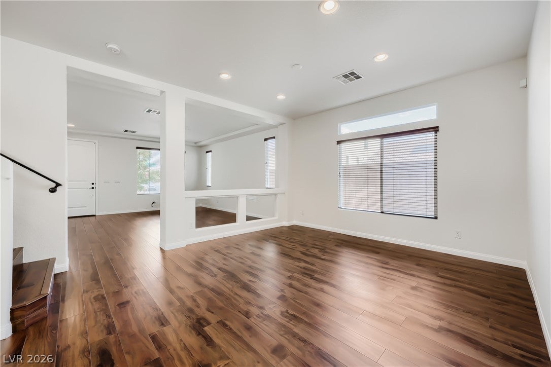 9728 Golden Thread Court