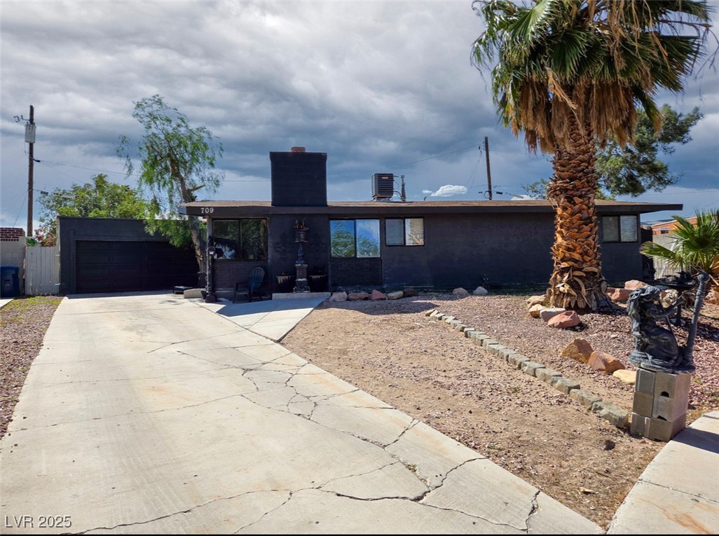 709 Evergreen Circle