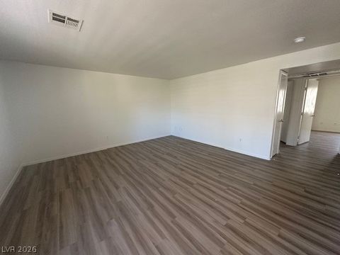 Condo For Rent - 8410 Eldora Avenue #2015<br/> Las Vegas, NV 89117