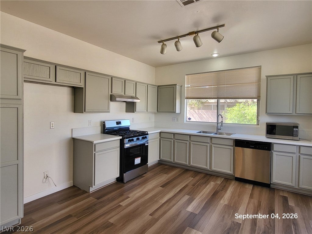525 Siberia Street