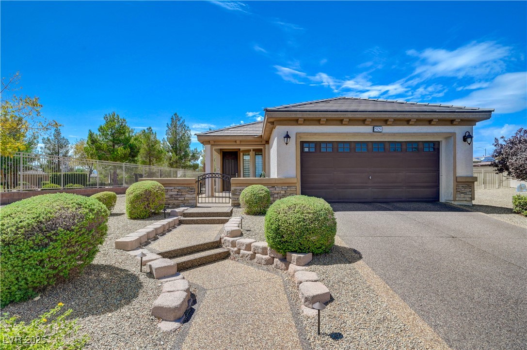 5829 Summit Greens Street