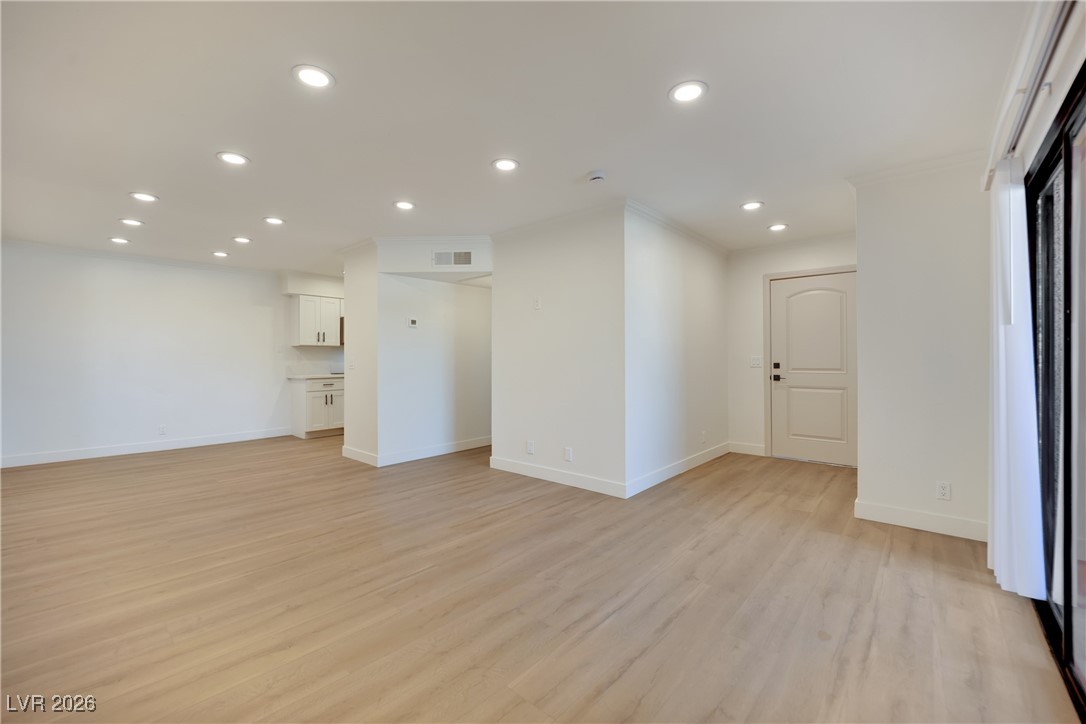 3151 Soaring Gulls Drive 2082