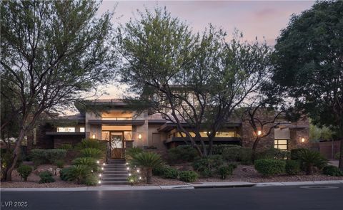 17 Soaring Bird Court Las Vegas NV 89135