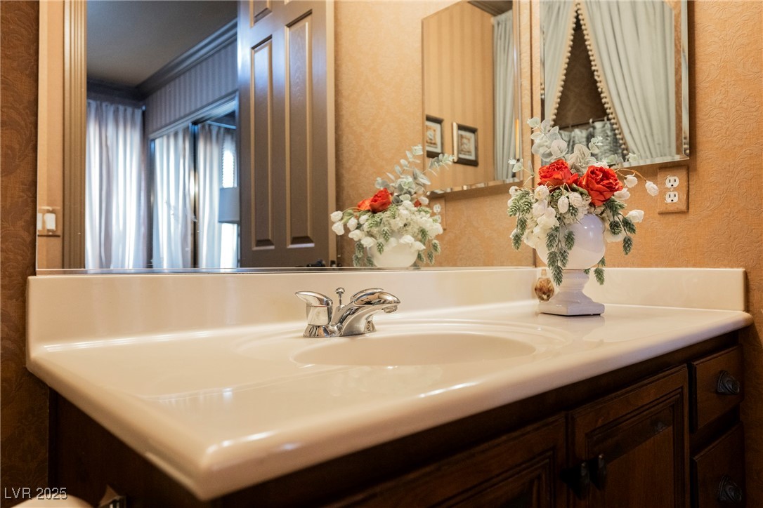7947 Lookout Rock Circle, Las Vegas, Nevada image 39