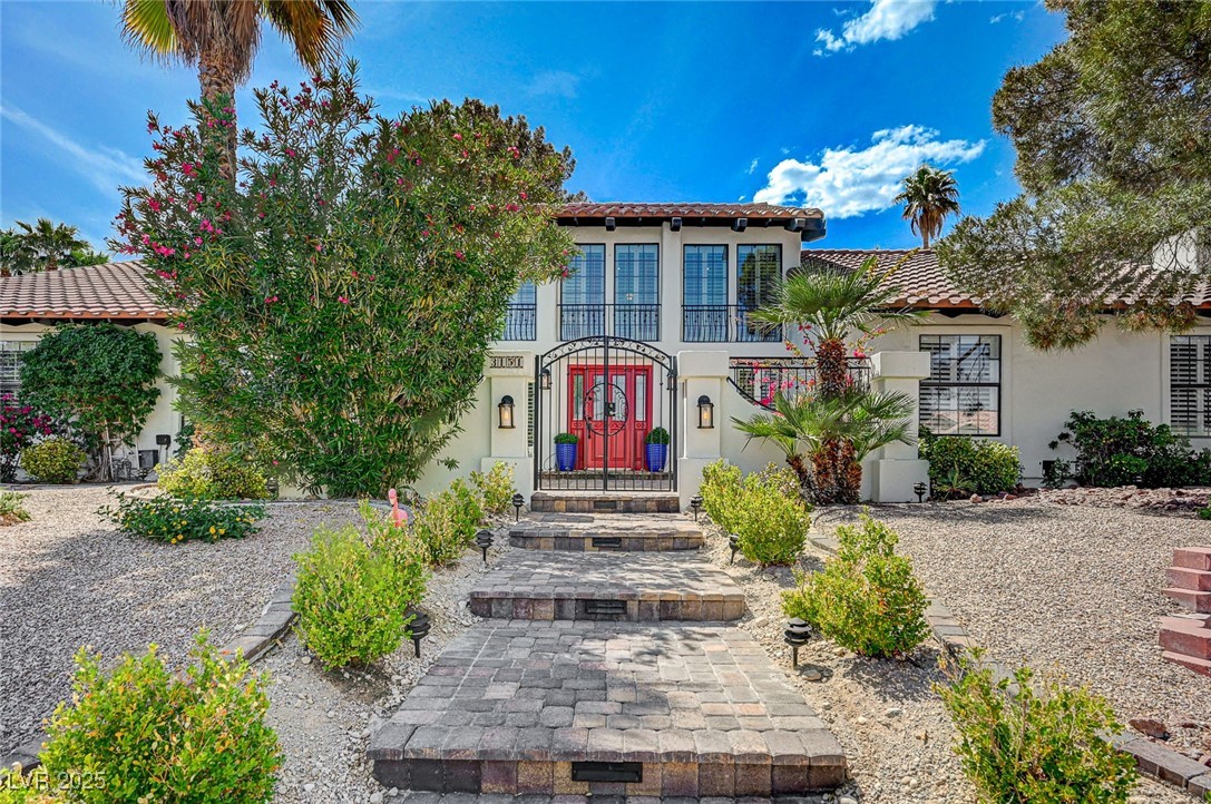 3151 Coachlight Circle