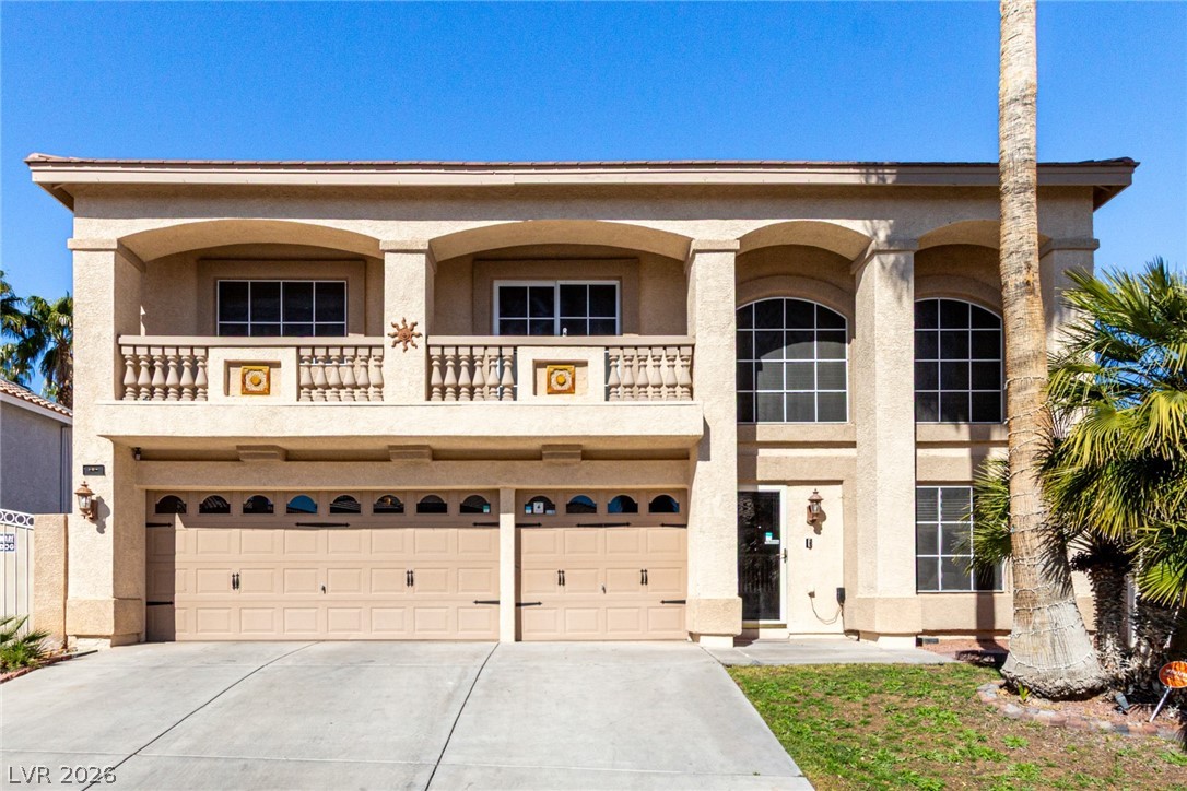 8624 W Gilmore Avenue