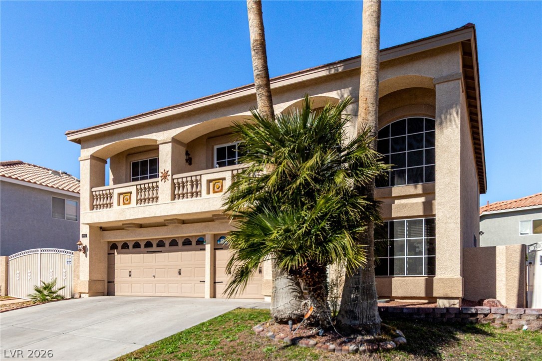 8624 W Gilmore Avenue