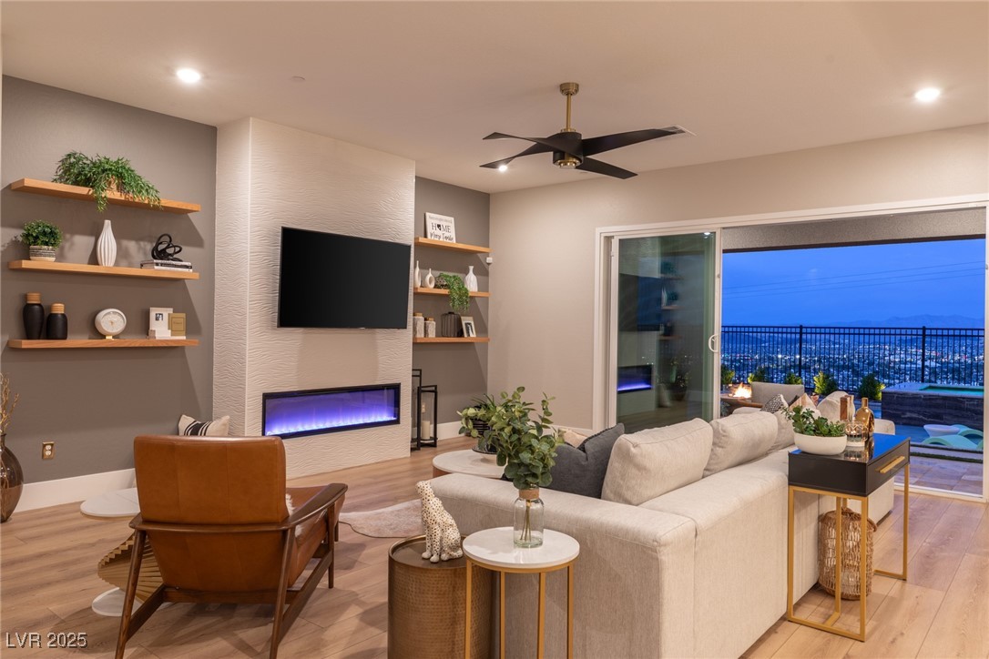 286 Shaded Canyon Drive