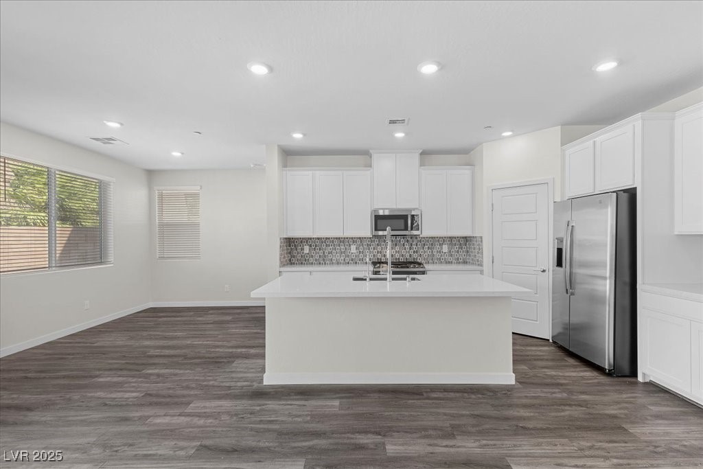 Henderson, Nevada 89011, United States, 3 Bedrooms Bedrooms, ,3 BathroomsBathrooms,Residential,Active,165209