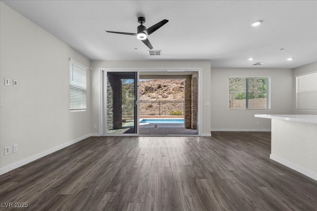 Henderson, Nevada 89011, United States, 3 Bedrooms Bedrooms, ,3 BathroomsBathrooms,Residential,Active,165209