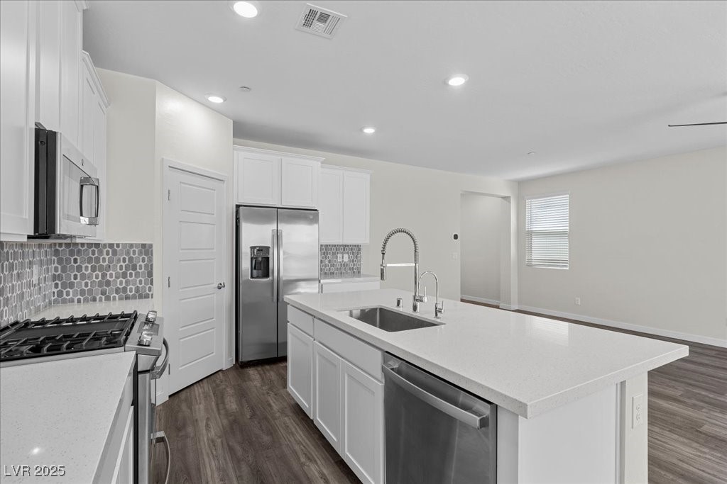 Henderson, Nevada 89011, United States, 3 Bedrooms Bedrooms, ,3 BathroomsBathrooms,Residential,Active,165209