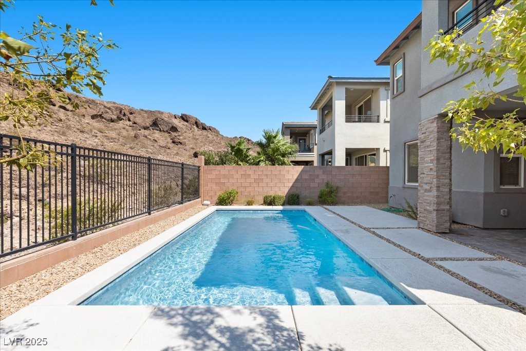 Henderson, Nevada 89011, United States, 3 Bedrooms Bedrooms, ,3 BathroomsBathrooms,Residential,Active,165209