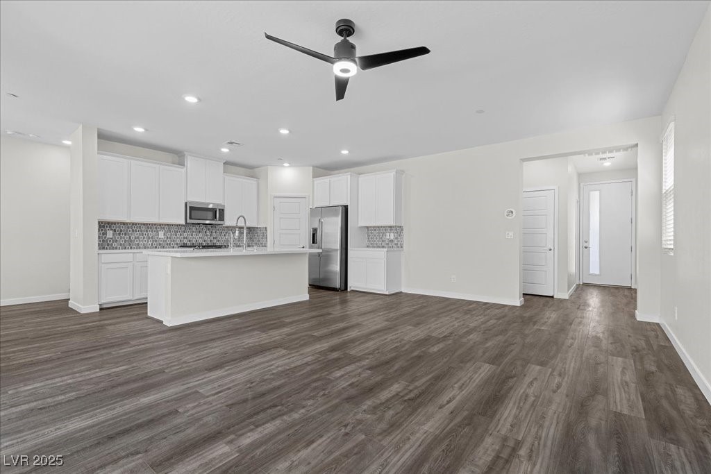 Henderson, Nevada 89011, United States, 3 Bedrooms Bedrooms, ,3 BathroomsBathrooms,Residential,Active,165209