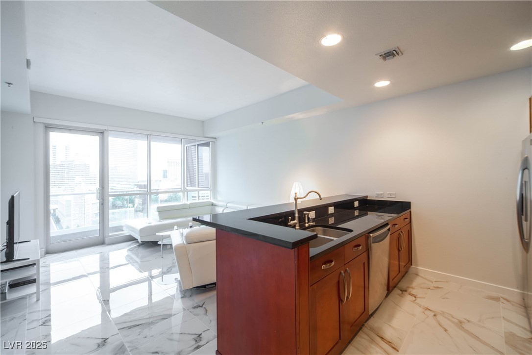 4525 Dean Martin Drive 1501