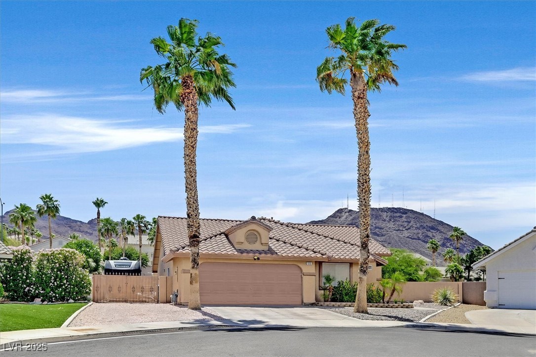 Henderson, Nevada 89002, United States, 4 Bedrooms Bedrooms, ,3 BathroomsBathrooms,Residential,Active,151560