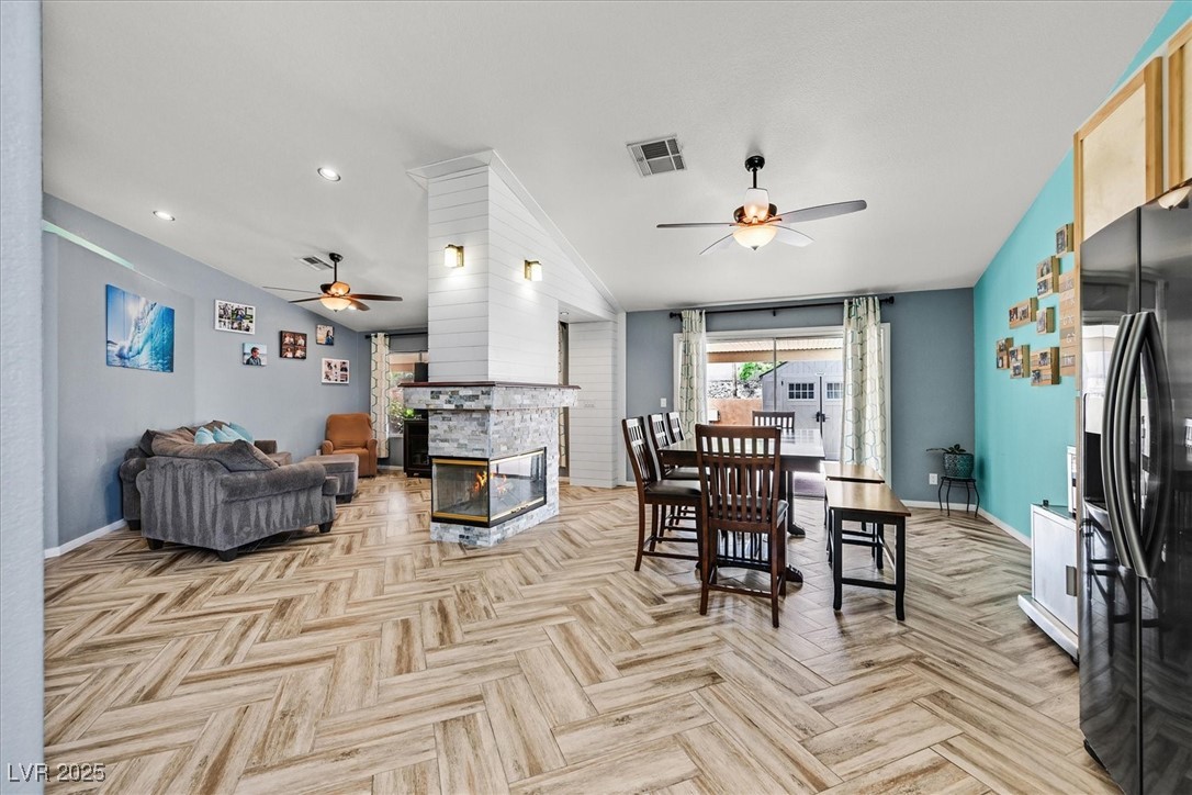 Henderson, Nevada 89002, United States, 4 Bedrooms Bedrooms, ,3 BathroomsBathrooms,Residential,Active,151560