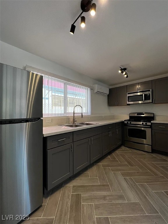 309 W Cincinnati Avenue 18