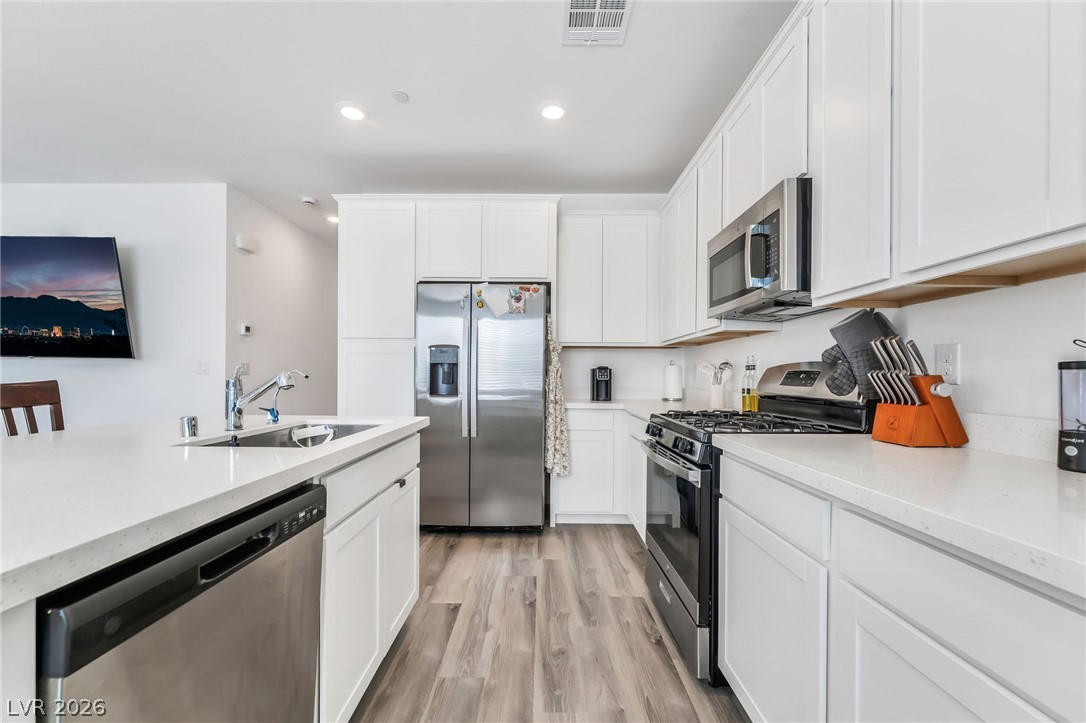 2557 Venetia Pointe Street