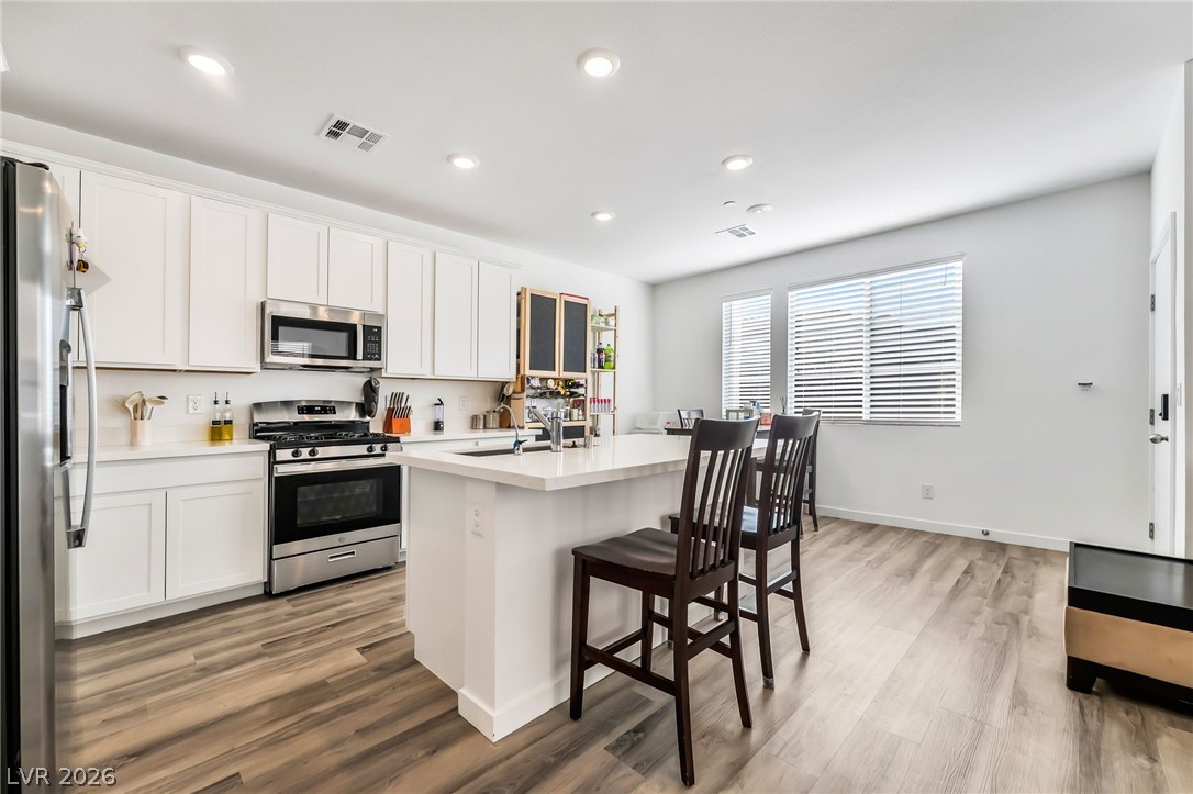 2557 Venetia Pointe Street