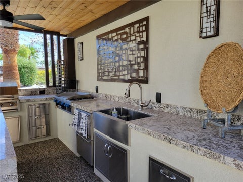 Tiny photo for 8175 Arville Street #319, Las Vegas, NV 89139 (MLS # 2723061)