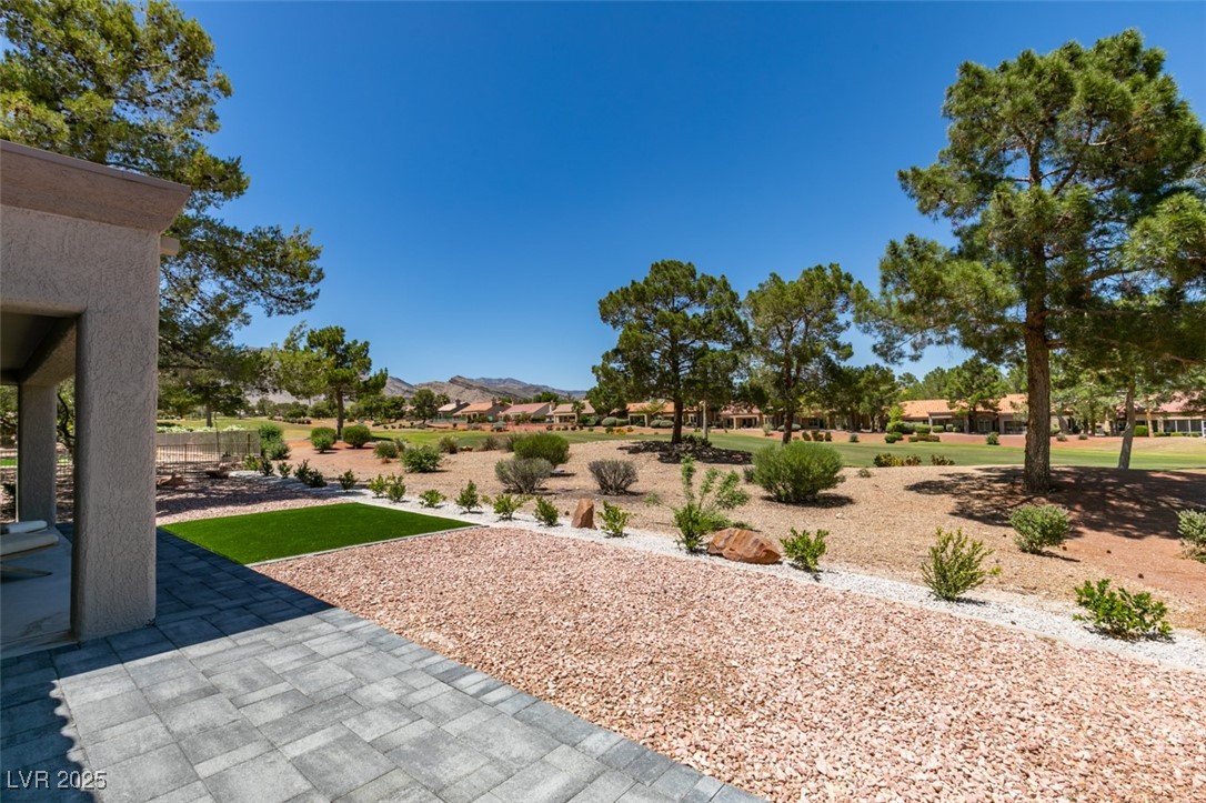 9520 Sundial Drive