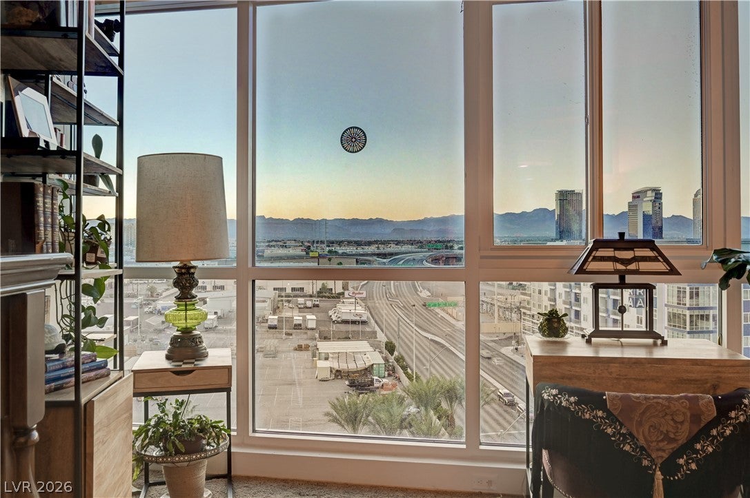 4525 Dean Martin Drive 802