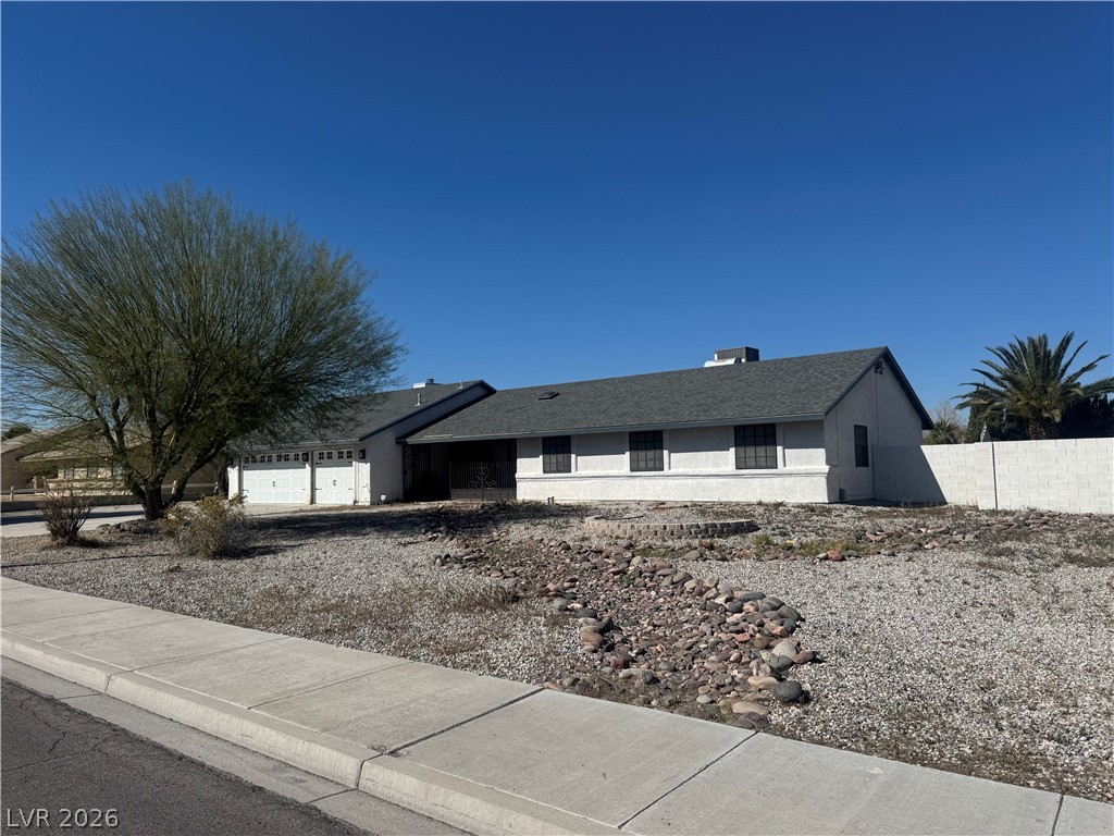 6720 Buckskin Avenue