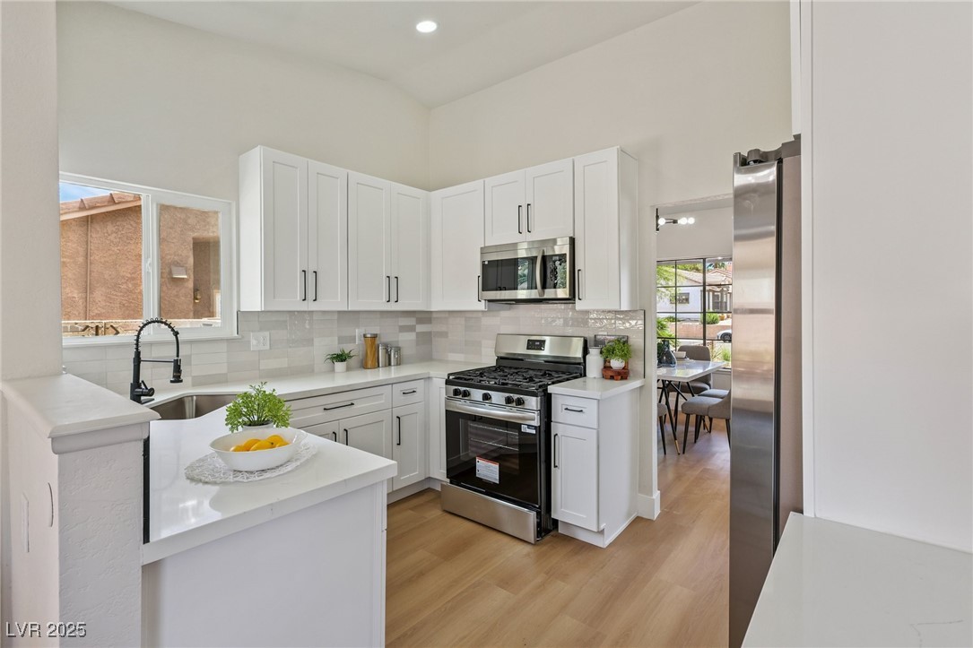 2854 Mahogany Grove Avenue