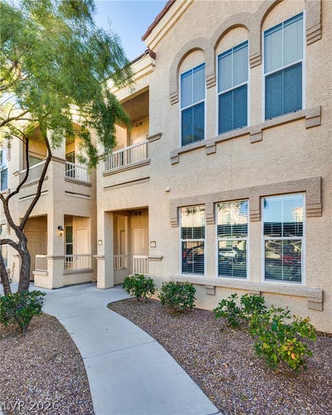 Condo For Sale - 10550 W Alexander Road #2174<br/> Las Vegas, NV 89129