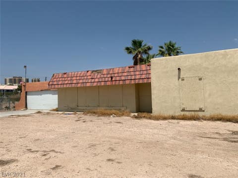 Photo of 68 E Wigwam Avenue, Las Vegas, NV 89123 (MLS # 2325603)