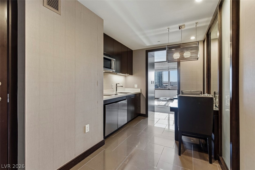 2600 W Harmon Avenue 10003