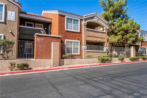 Condo For Rent - 8101 W Flamingo Road #2006<br/> Clark County, Las Vegas, NV 89147