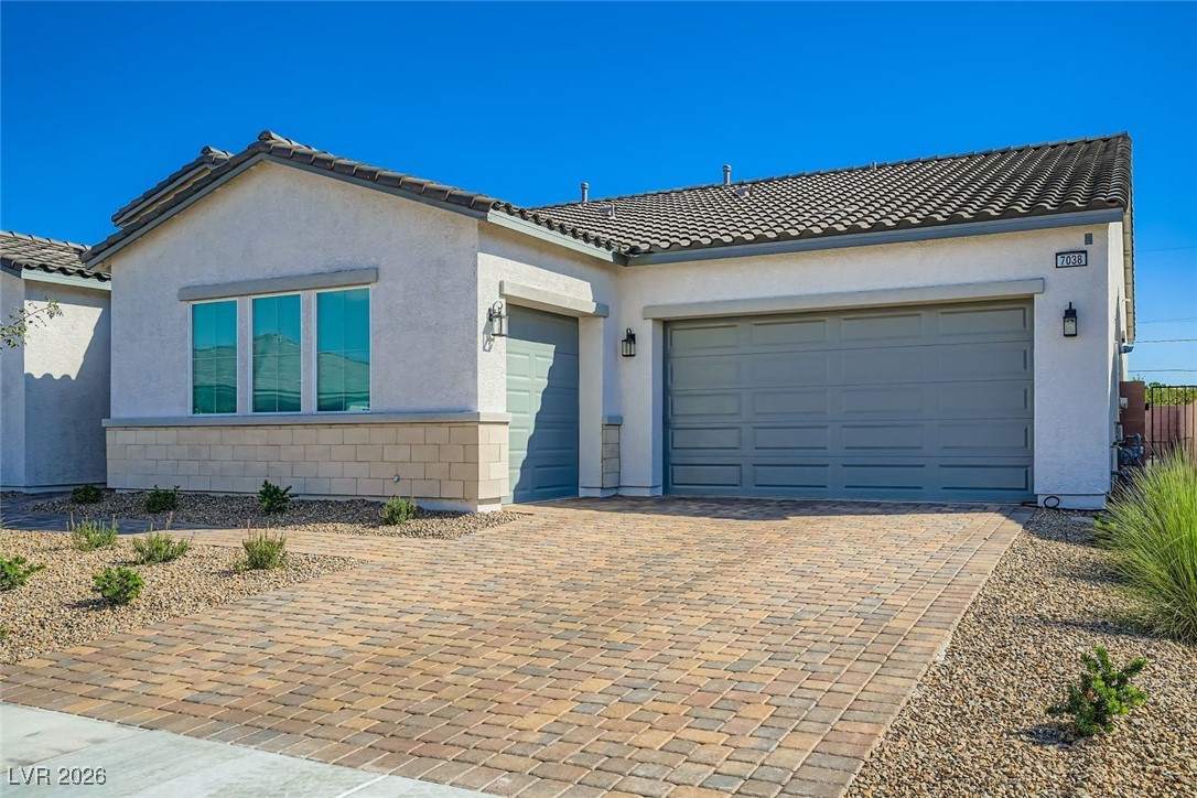 7038 Silver Palace Street