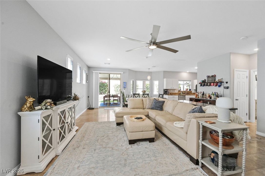 6717 Lincoln Wood Street, Las Vegas, Nevada image 5