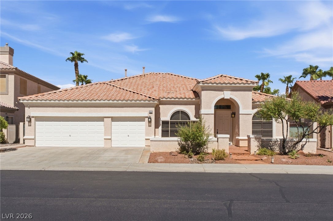 212 Cliff Valley Drive