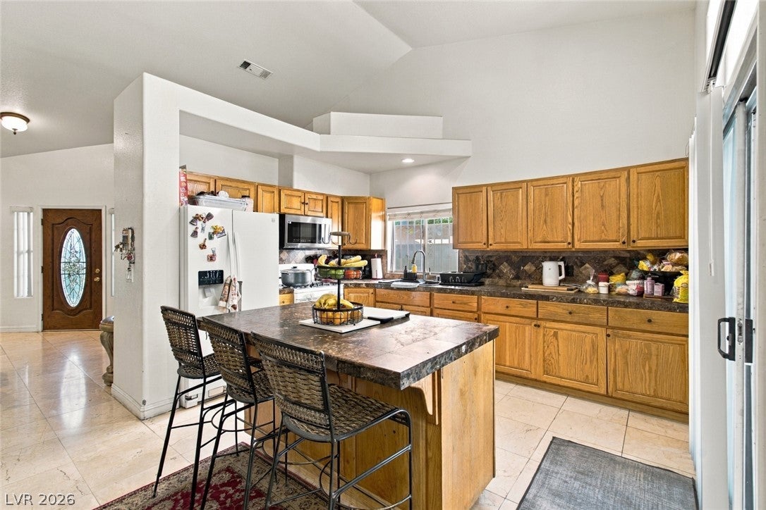 1140 Carefree Peak Court