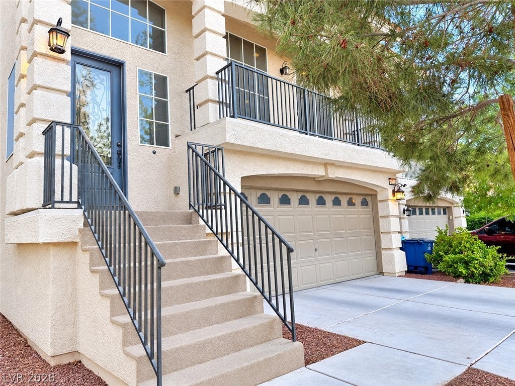 9822 Lone Canary Court