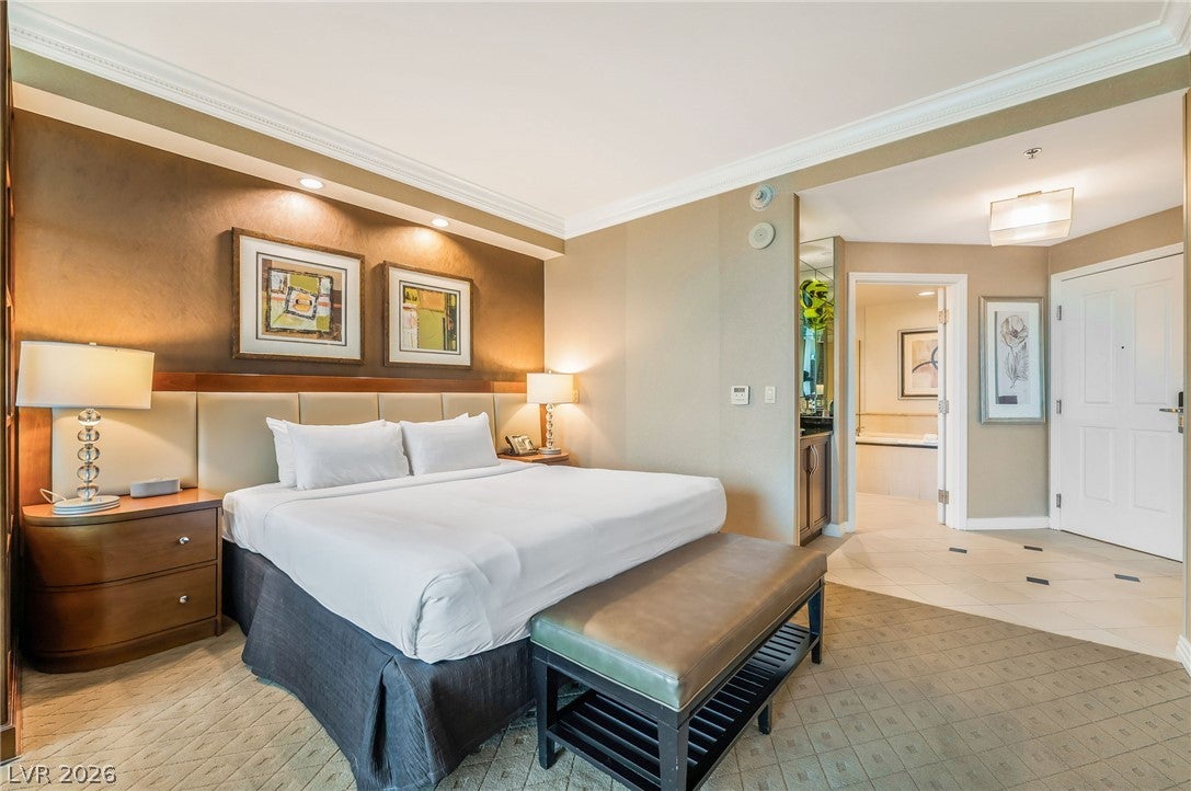 135 E Harmon Avenue 08718