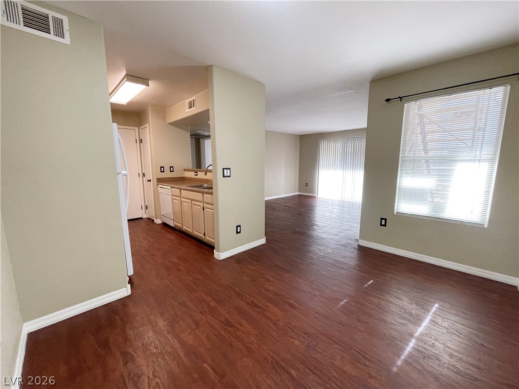 555 E Silverado Ranch Boulevard 1150