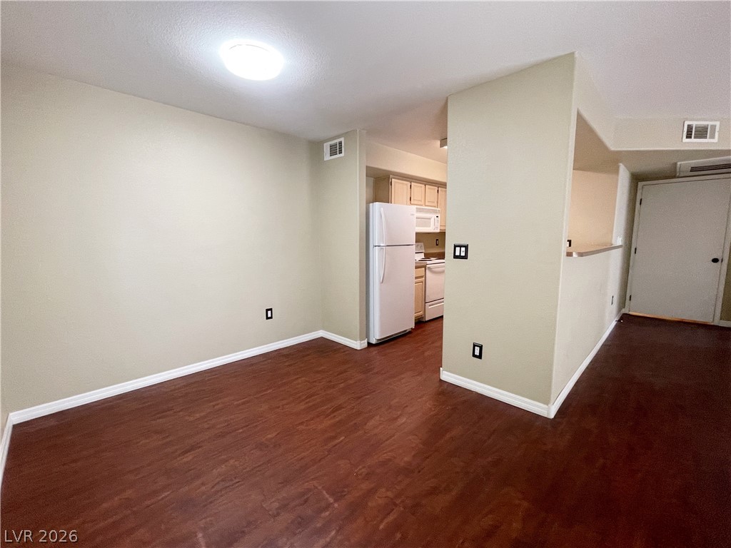 555 E Silverado Ranch Boulevard 1150