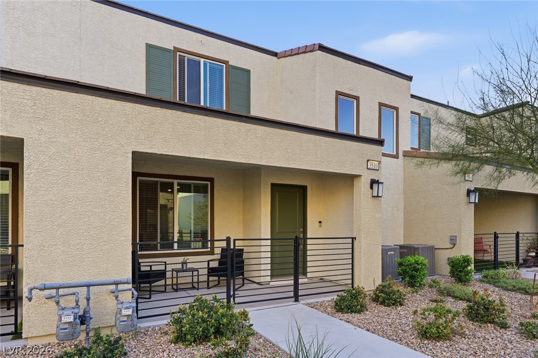 3510 Golden Chariot Avenue